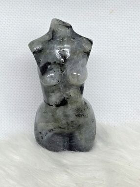 ✨ Labradorite Goddess Torso Carving | Flashy Mystical Feminine Figure | 3” ✨